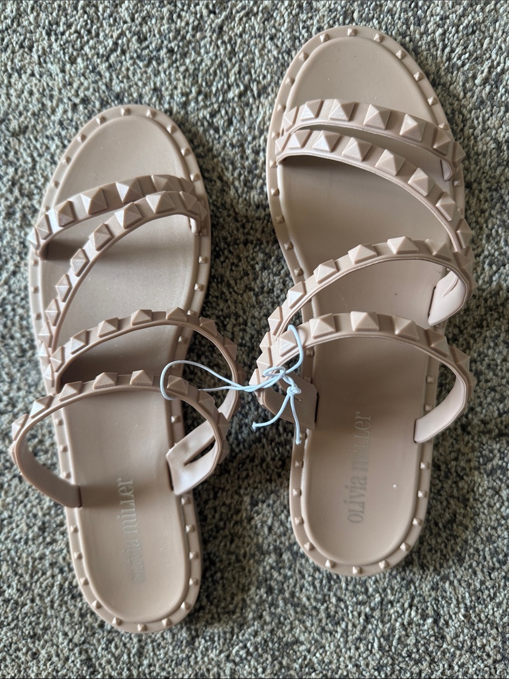 NEW Olivia Miller Tulum Jelly Studded Flat Pool Sandals Slides 8